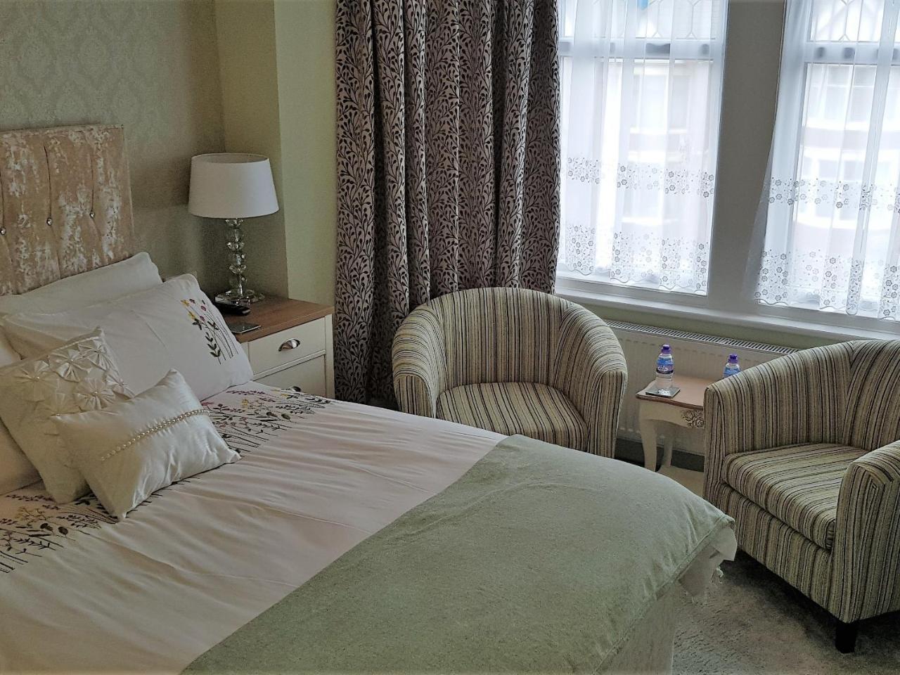 Bed and Breakfast Courtneys Of Gynn Square à Blackpool Chambre photo