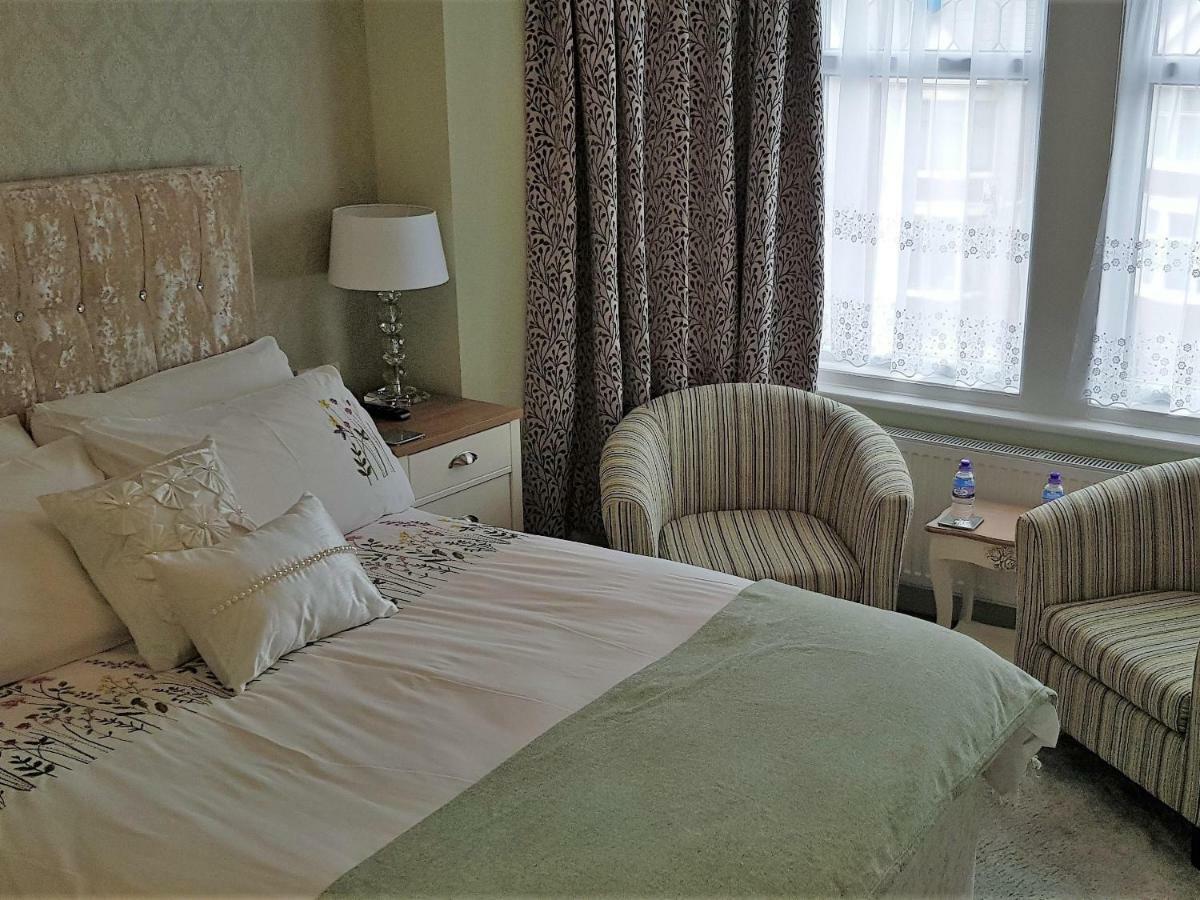 Bed and Breakfast Courtneys Of Gynn Square à Blackpool Extérieur photo